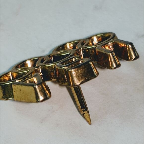 Vintage USA Olympic Gold Tone Pin - Picture 6 of 8